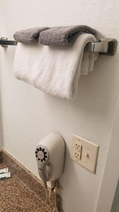 2 Queen Beds 222 Wi-fi Hot Tub Appartement Stillwater
